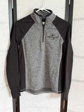 Universal Studios Black & Heathered Fitness Fleece Quarter Zip Top.  Size S